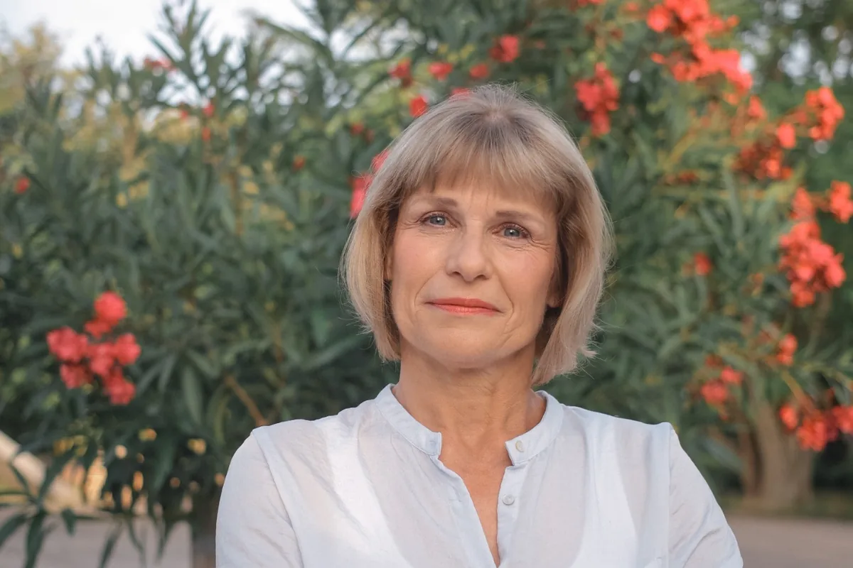 Antje Rau, the owner of Realistic-Sideincome.com